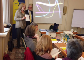 Paní Nora Laubstein, prezidentka ANME, a pan Tomáš Pfeiffer, ředitel profesní komory Sanátor Paní Nora Laubstein, prezidentka ANME, a pan Tomáš Pfeiffer, ředitel profesní komory Sanátor