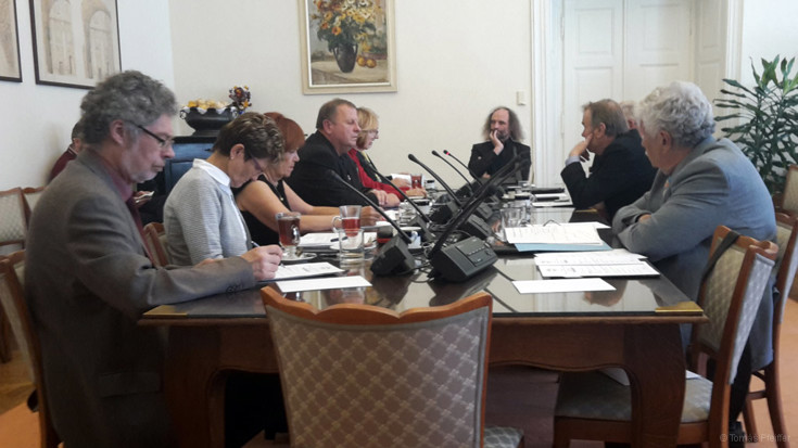 Dne 3. října 2018 ve 13:00 hodin se konalo slyšení ve Výboru pro vzdělávání, vědu, kulturu, lidská práva a petice Dne 3. října 2018 ve 13:00 hodin se konalo slyšení ve Výboru pro vzdělávání, vědu, kulturu, lidská práva a petice